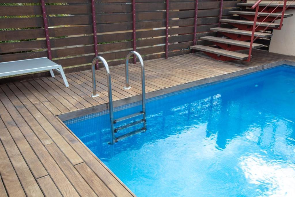 Private Pool Luxurious Villa With Mountain Views إِستيبونا المظهر الخارجي الصورة